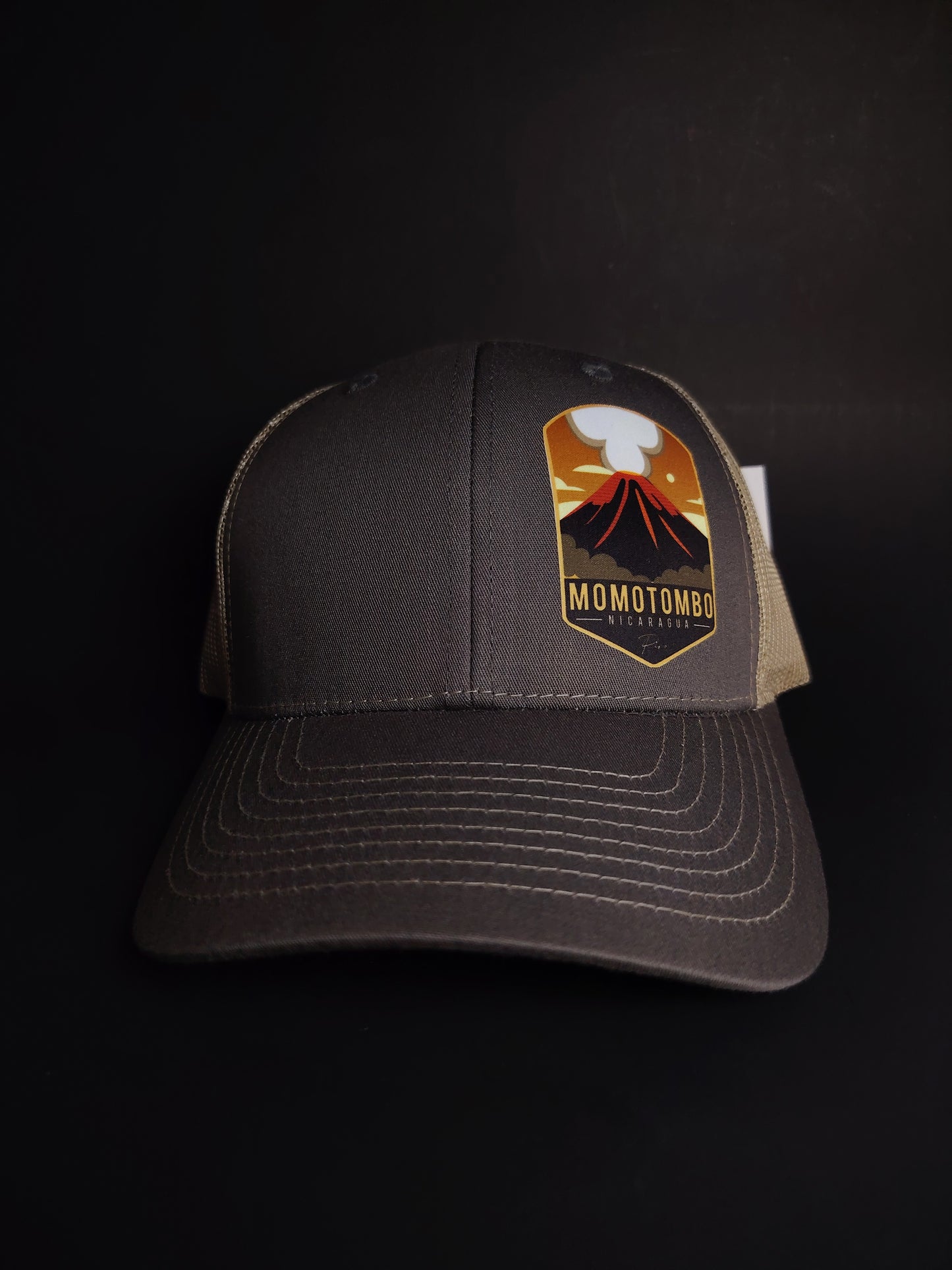 Gorra Momotombo 🌋 Premium