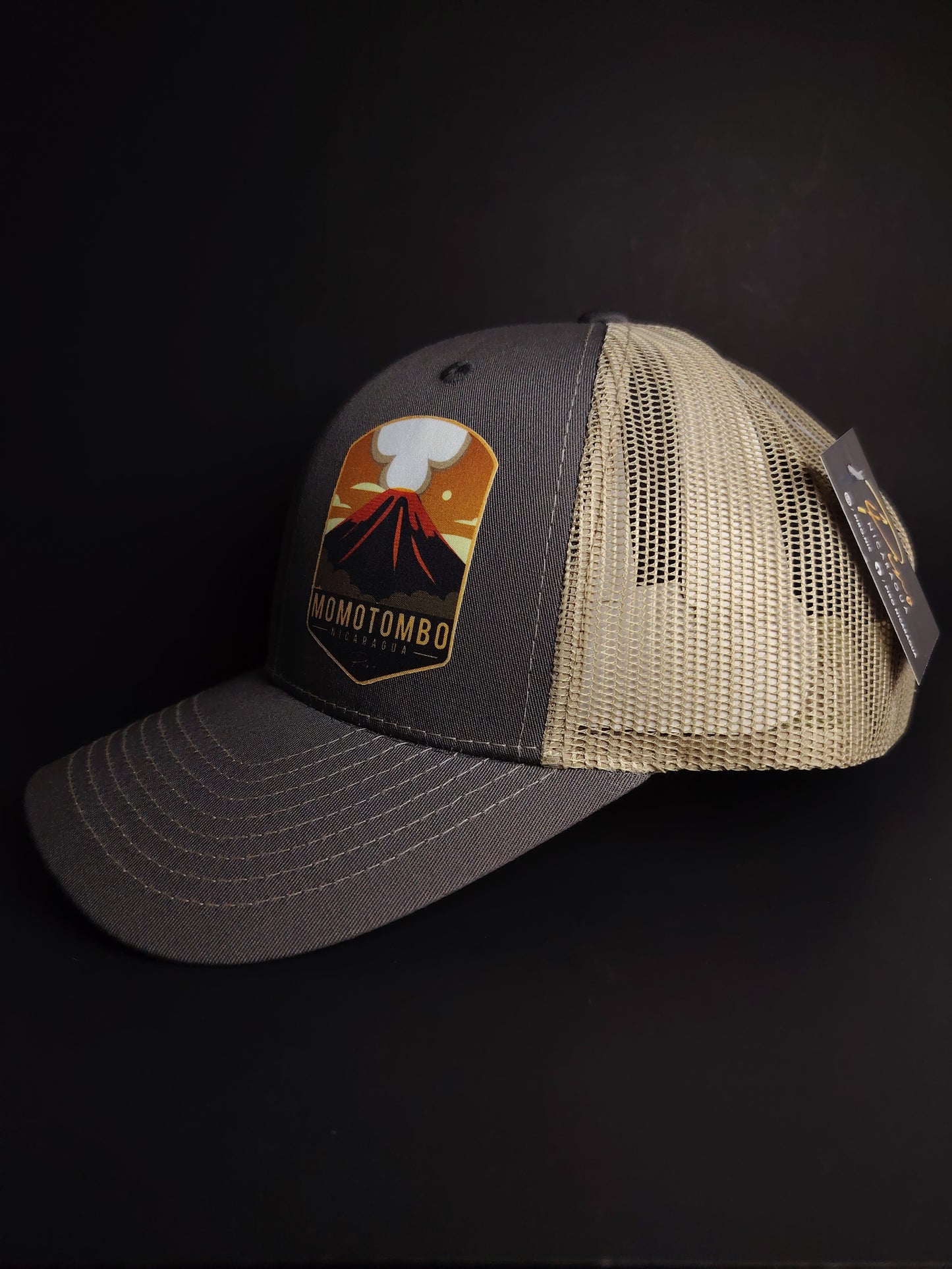 Gorra Momotombo 🌋 Premium