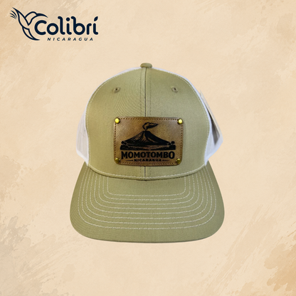 Gorra Momotombo Parche de Cuero (Beige)